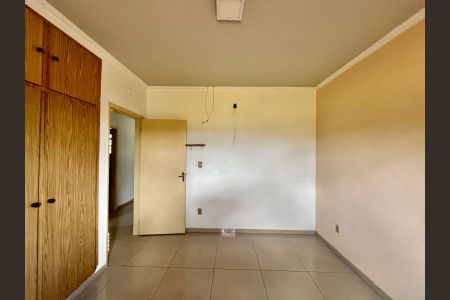 Casa para alugar com 232m², 3 quartos e 5 vagasQuarto 2