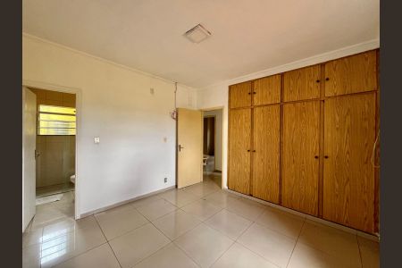 Casa para alugar com 232m², 3 quartos e 5 vagasSuíte