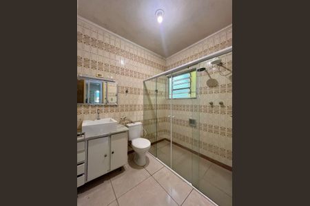 Banheiro de casa para alugar com 3 quartos, 232m² em Jardim Cura D’ars, Campinas