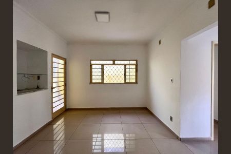 Casa para alugar com 232m², 3 quartos e 5 vagasSala 2