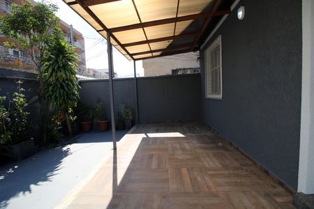 Casa para alugar com 115m², 3 quartos e 2 vagasVaranda