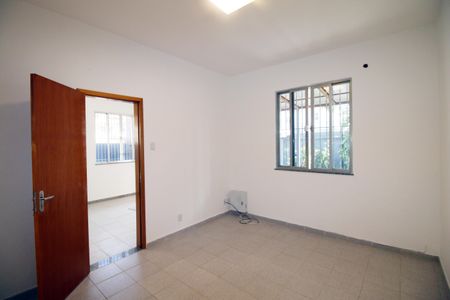 Casa para alugar com 115m², 3 quartos e 2 vagasQuarto 1