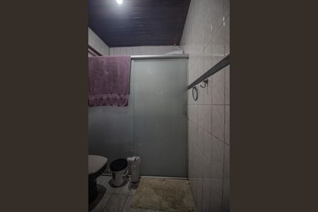 Casa à venda com 90m², 3 quartos e sem vaga Casa à venda com 90m², 3 quartos e sem vagaBanheiro