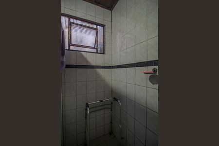 Casa à venda com 90m², 3 quartos e sem vaga Casa à venda com 90m², 3 quartos e sem vagaBanheiro