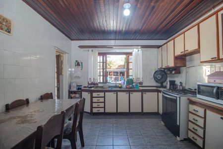Casa à venda com 90m², 3 quartos e sem vaga Casa à venda com 90m², 3 quartos e sem vagaCozinha