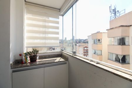 Apartamento à venda com 61m², 2 quartos e 1 vagaVaranda 