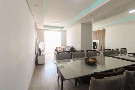 Apartamento à venda com 61m², 2 quartos e 1 vagaSala 