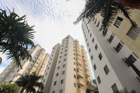 Apartamento à venda com 61m², 2 quartos e 1 vagaFachada 
