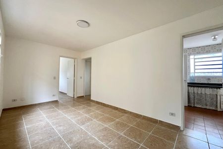 Sala de apartamento para alugar com 2 quartos, 87m² em Vila Alexandria, São Paulo