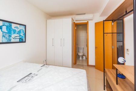Quarto de apartamento para alugar com 1 quarto, 50m² em Petrópolis, Porto Alegre