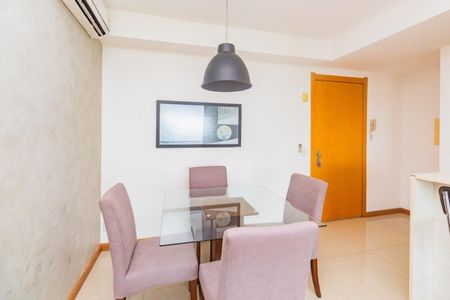 Sala de apartamento para alugar com 1 quarto, 50m² em Petrópolis, Porto Alegre