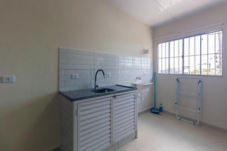 Cozinha de kitnet/studio para alugar com 1 quarto, 27m² em Vila Sapopemba, São Paulo
