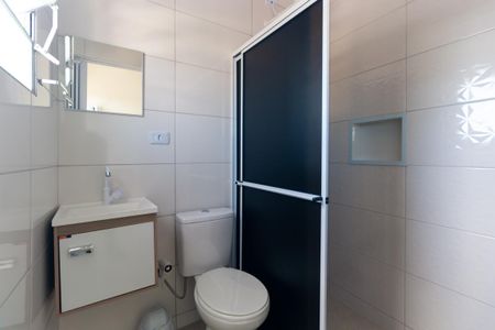 Banheiro de kitnet/studio para alugar com 1 quarto, 27m² em Vila Sapopemba, São Paulo