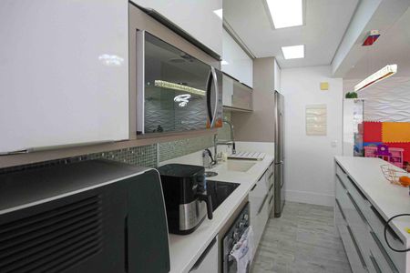 Apartamento à venda com 62m², 2 quartos e 1 vagaCozinha