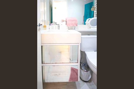 Apartamento à venda com 62m², 2 quartos e 1 vagaBanheiro da suite