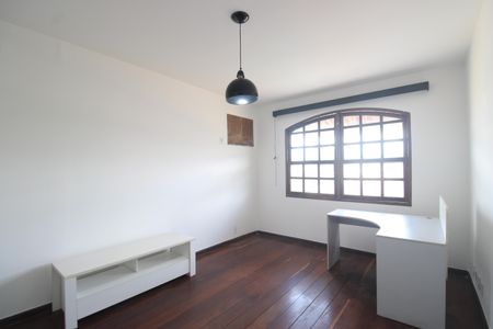 Casa à venda com 360m², 4 quartos e 2 vagasQuarto 2