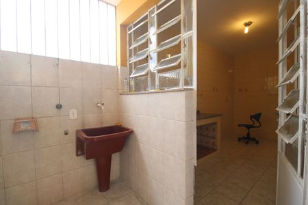 Casa à venda com 360m², 4 quartos e 2 vagasQuintal - Edícula 