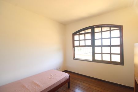 Casa à venda com 360m², 4 quartos e 2 vagasQuarto 1
