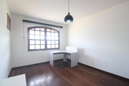 Casa à venda com 360m², 4 quartos e 2 vagasQuarto 2