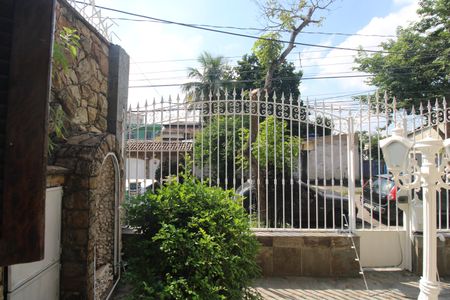 Casa à venda com 360m², 4 quartos e 2 vagasSala - Vista