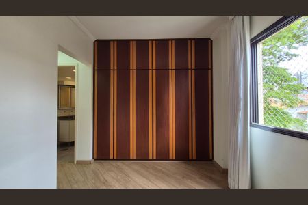 Apartamento à venda com 85m², 3 quartos e 2 vagas Apartamento à venda com 85m², 3 quartos e 2 vagasSuíte