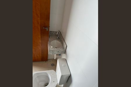 Casa à venda com 3 quartos, 133m² em Vila Domitila, São Paulo