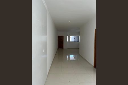 Casa à venda com 3 quartos, 133m² em Vila Domitila, São Paulo