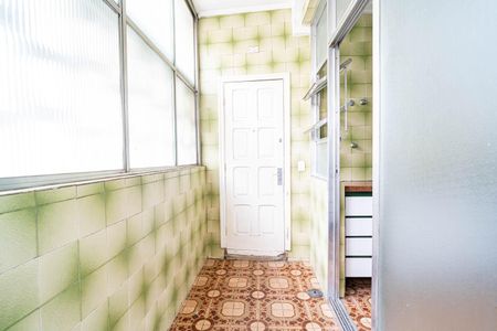 Apartamento à venda com 192m², 4 quartos e sem vagaBanheiro de serviço