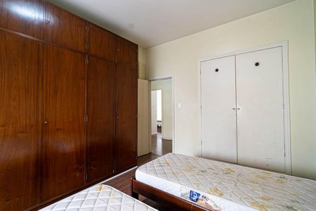 Apartamento à venda com 192m², 4 quartos e sem vagaQuarto 1