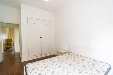 Apartamento à venda com 192m², 4 quartos e sem vagaQuarto 3