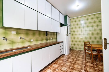 Apartamento à venda com 192m², 4 quartos e sem vagaCozinha