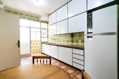 Apartamento à venda com 192m², 4 quartos e sem vagaCozinha