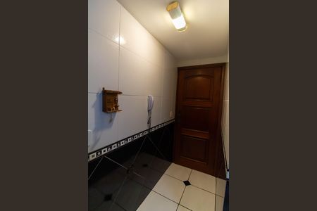 Apartamento para alugar com 87m², 2 quartos e 1 vaga Apartamento para alugar com 87m², 2 quartos e 1 vagaCozinha e Área de Serviço