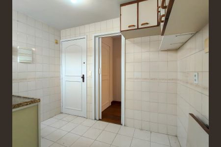 Apartamento à venda com 62m², 2 quartos e 1 vagaCozinha