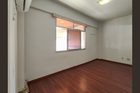 Apartamento à venda com 62m², 2 quartos e 1 vagaSuíte