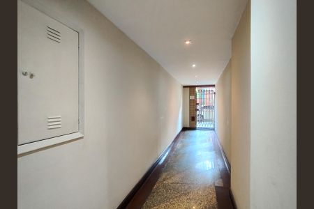 Apartamento à venda com 62m², 2 quartos e 1 vagaFachada e portaria