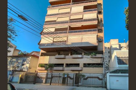 Apartamento à venda com 62m², 2 quartos e 1 vagaFachada e portaria