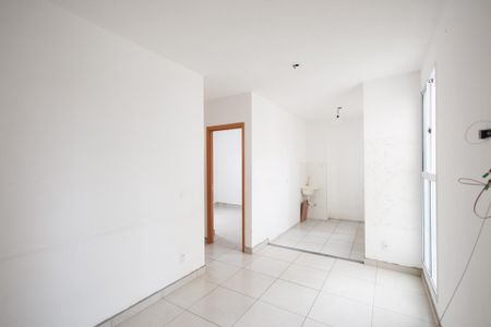 Sala de apartamento para alugar com 2 quartos, 45m² em Piracangágua (chácara Flórida), Taubaté