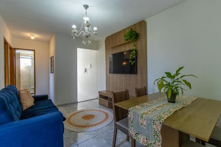 Sala de apartamento para alugar com 2 quartos, 47m² em Jardim Isis, Cotia