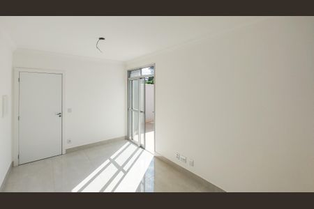 Sala de apartamento à venda com 2 quartos, 90m² em Santa Rosa, Belo Horizonte