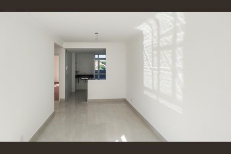 Sala de apartamento à venda com 2 quartos, 90m² em Santa Rosa, Belo Horizonte