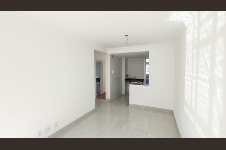 Sala de apartamento à venda com 2 quartos, 90m² em Santa Rosa, Belo Horizonte