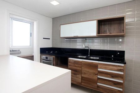 Apartamento à venda com 98m², 1 quarto e 2 vagasCozinha + Área de Serviço