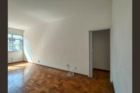 Sala de apartamento à venda com 2 quartos, 76m² em Tijuca, Rio de Janeiro