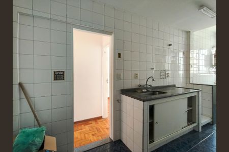Apartamento à venda com 76m², 2 quartos e 1 vagaCozinha