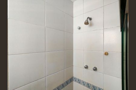 Apartamento à venda com 76m², 2 quartos e 1 vagaBanheiro Corredor