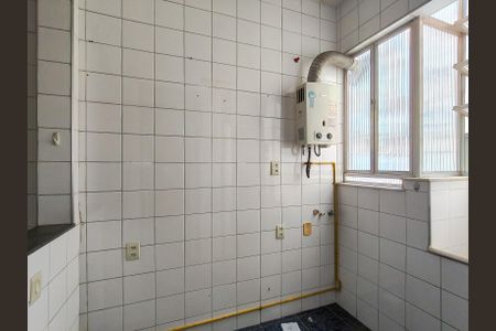 Apartamento à venda com 76m², 2 quartos e 1 vagaÁrea de Serviço