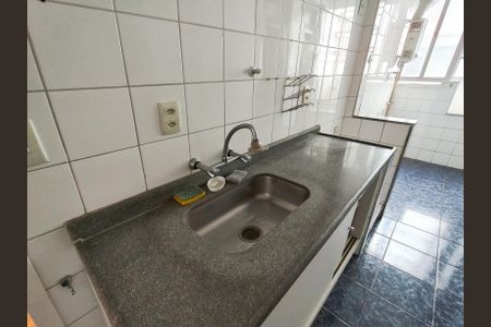 Apartamento à venda com 76m², 2 quartos e 1 vagaCozinha