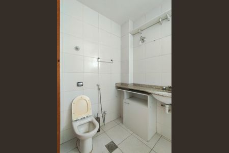 Apartamento à venda com 76m², 2 quartos e 1 vagaBanheiro Corredor