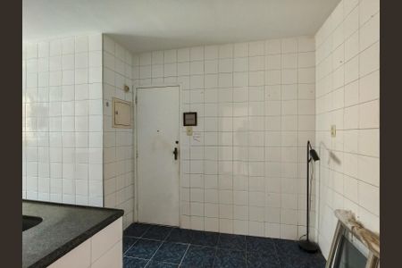 Apartamento à venda com 76m², 2 quartos e 1 vagaCozinha